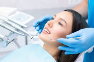 The Benefits of Cosmetic Dentistry and the Latest Trends in Smile Makeovers